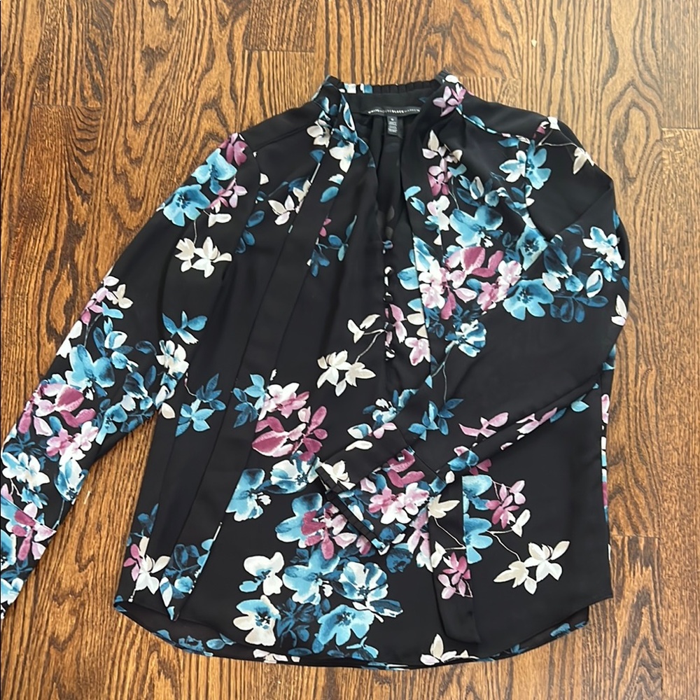 White House Black Market Ruffled Mandarin Collar Blouse